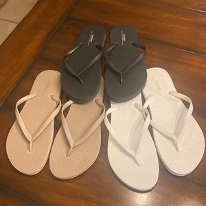 Old Navy Flip Flops - Selling together